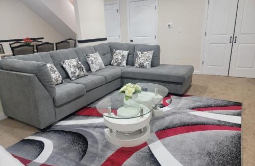 Columbus House | Charming 4BR New Home Columbus With Garage Parking