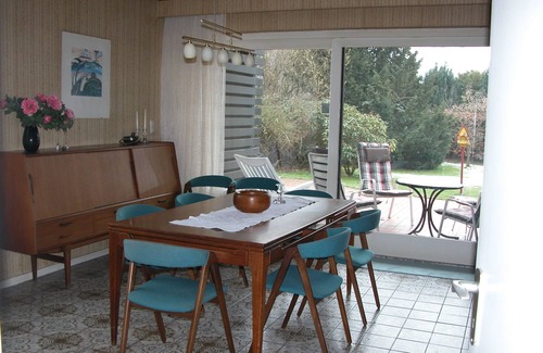 Heide House | Charming 70s house with large garden