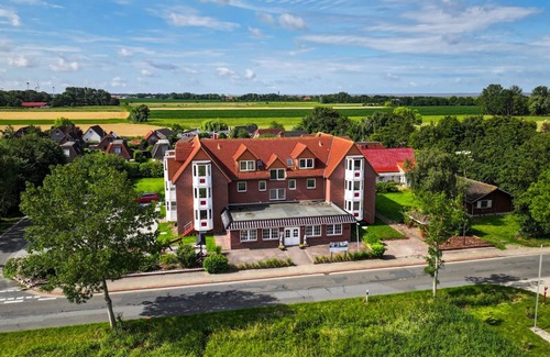 Cappel-Neufeld Apartment | Charming apartment Hansekogge 4-21 with balcony.