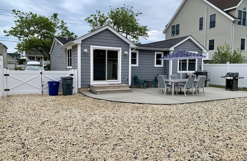 Point Pleasant Beach House | Charming and clean beach house, 1.5 blocks from the sand! 🤩 Spacious game room