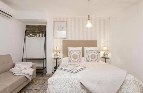 Centro - Sagrario Apartment | Charming accommodation in Granada