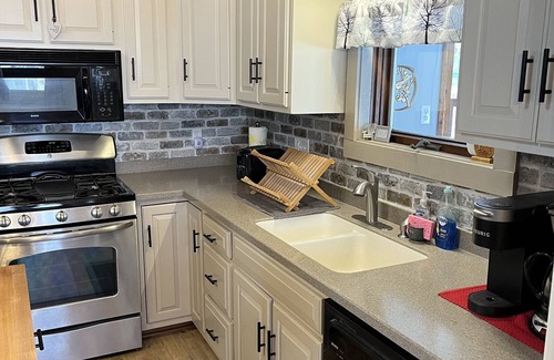 Thendara House | Charming ADK Retreat Walking Distance to Town and River