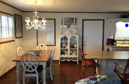 Alligator Point House | Charming Alligator Point "Old Florida” Beach Cottage