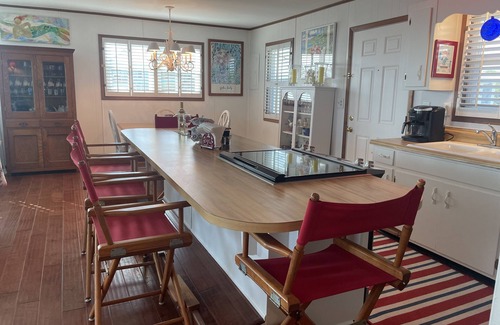 Alligator Point House | Charming Alligator Point "Old Florida” Beach Cottage