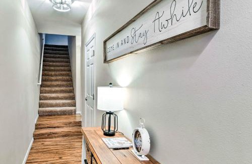 Abbott Loop House | Charming Anchorage Townhouse with Fire Pit!