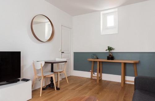 18th Arrondissement Apartment | Charming and bright studio near Sacré Coeur