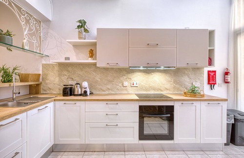 Sliema Ski Chalet | Charming and cosy maisonette in Sliema RABE1-1