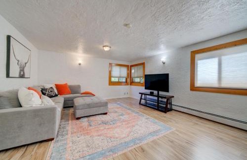 Bozeman Apartment | Charming and cozy downtown Bozeman 3 bedroom condo Walk to dinner and drinks