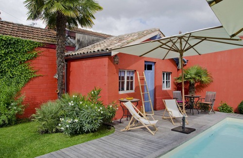 Begles House | Charming and quiet house with heated pool!