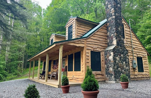 Cooperstown Cabin | Charming and rustic 3-bedroom cabin just minutes from Cooperstown