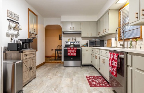 Lancaster House | Charming and Spacious 3 Bedroom Home in Lancaster