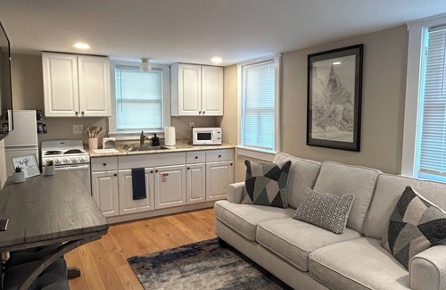Sanford Apartment | Charming and Tranquil 1-bedroom apartment close to Historic Downtown Sanford