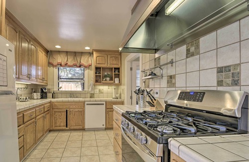 Antioch House | Charming Antioch Home w/Private Yard + Grill