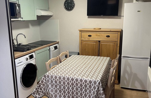 Luz-Saint-Sauveur Apartment | charming apartment 4/5 people center of luz saint sauveur