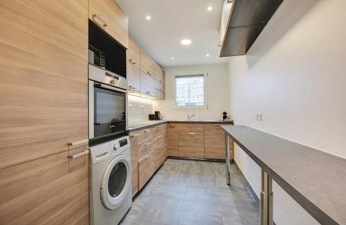 Charenton-le-Pont Apartment | Charming apartment with balcony Charenton-le-Pont
