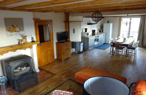Les Rousses Apartment | Charming apartment in a house, between Noirmont and lake, exceptional view