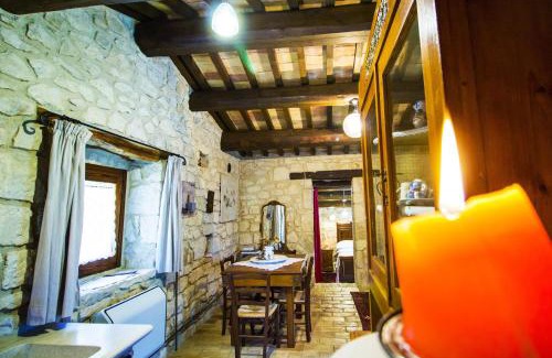 Abbateggio Apartment | Charming Apartment in Abbateggio with Mountain View, 60 m²