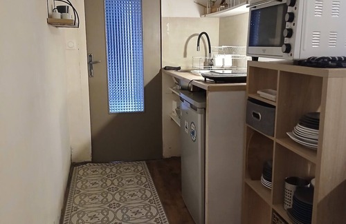 Armissan Apartment | Charming apartment in the heart of nature, close to the sea
