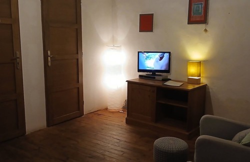 Armissan Apartment | Charming apartment in the heart of nature, close to the sea