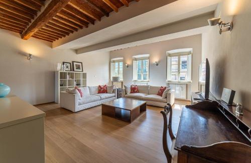 Lucca Historical Center Apartment | Charming Apartment in Lucca's Historic Center