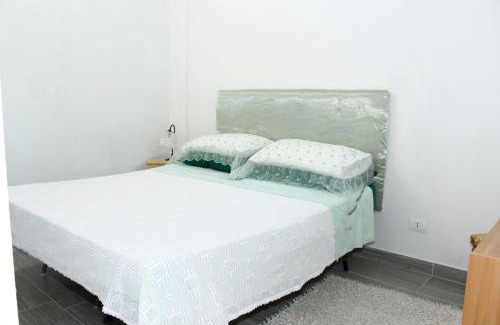 Granelli Apartment | Charming Apartment in Pachino 45 sqm with Balcony