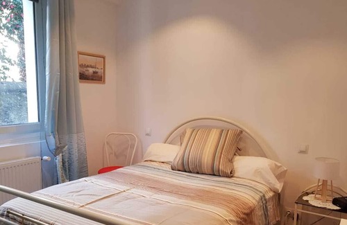 Centre Ville Apartment | Charming apartment in the heart of Pau