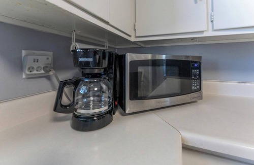 Sioux Falls Apartment | Charming apartment with WiFi, and Free Laundry in brilliant Sioux Falls