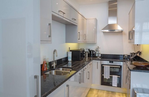 Dartmouth Apartment | Charming Apartment with Garden & Parking