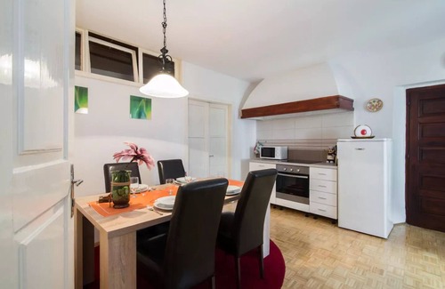 Koper Apartment | Charming Apartment With a Terrace - In the heart of old town