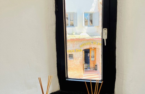 Historic Center Apartment | Charming Apartment with WiFi in Historic Sibiu
