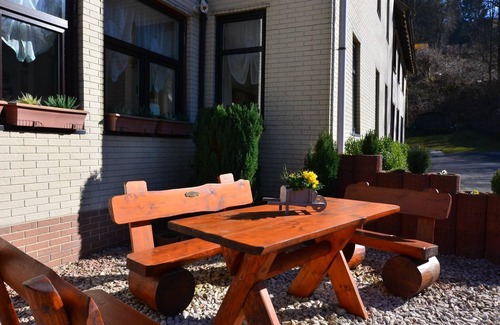 Wildemann Apartment | Charming Attic Hideaway, Harz
