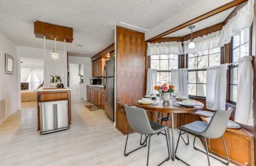 West Oak Hill House | Charming Austin Home on 2 Acres BBQ and Yard!