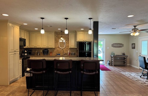 Sealy House | Charming barndominium, Cypress Place, in welcoming Sealy