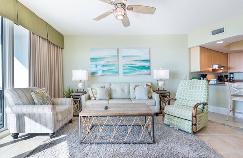 Orange Beach East Condo | Charming Bayside Condo with Magnificent View of Robinson Island! Complimentary Boat Slip!