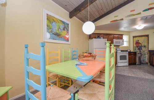 Bermuda Beach House | Charming Beach house: Steps from the Sand! Pets