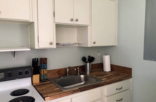 Cocoa Beach House | Charming Beach Studio in lovely Cocoa Beach Near Downtown
