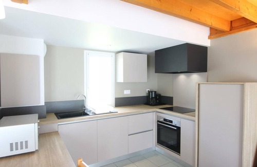 Biville Cottage | Charming Beachside House: Terrace, Pet-Friendly, Near GR223, with Wifi & Baby Equipment