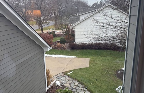 Leawood House | Charming Beautiful 3-bedroom house with AC and WiFi in terrific Leawood