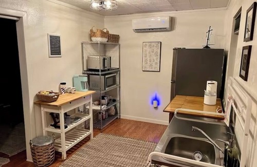 Belton Bed & Breakfast | Charming bed & breakfast in Belton with Highland Cows