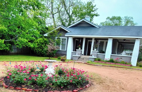 Ruston Bed & Breakfast | Charming bed & breakfast in Ruston with AC, WiFi, fitness room