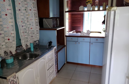 Chapada dos Guimaraes Ski Chalet | Charming cottage with lots of green, shadow, pool, barbecue and ample ground
