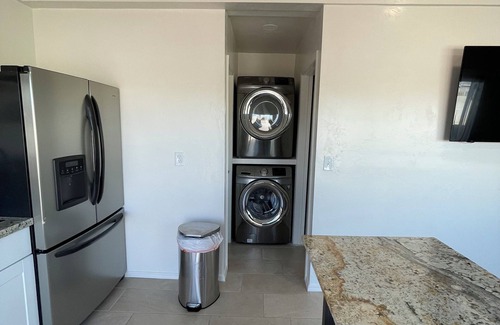 Drexel Heights House | Charming bungalow in beautiful Tucson with AC, WiFi