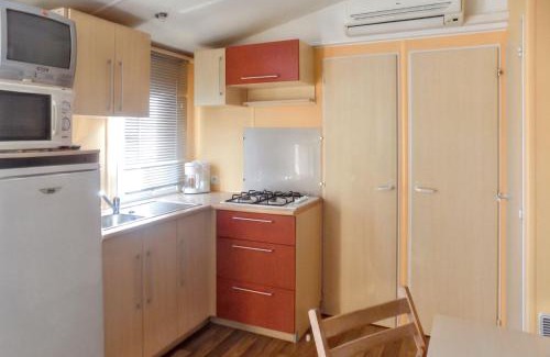 Burinhosa House | Charming Bungalow in Pataias with Shared Pool