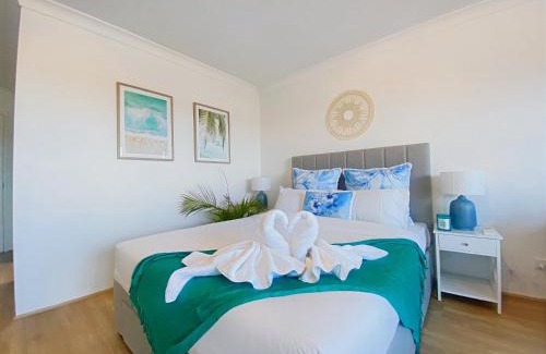 Miami Apartment | Charming Burleigh Studio