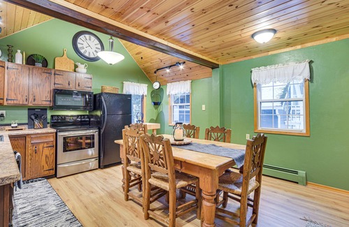 Butternut Cabin | Charming Butternut Lake Getaway w/Deck & Dock!
