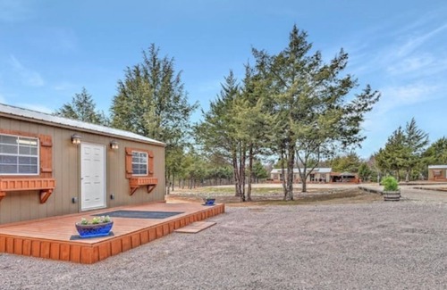 Gainesville Cabin | Charming cabin in nature near Casino and Winery