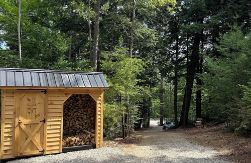 Chocorua Cabin | Charming cabin with AC in the White Mountains nTamworth Nh