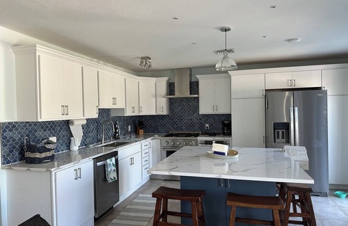 Big Pine Key House | Charming canal front 2-bedroom house with WiFi, AC in fantastic Big Pine Key