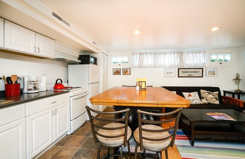Uptown House | Charming Carriage House - 30 day rental