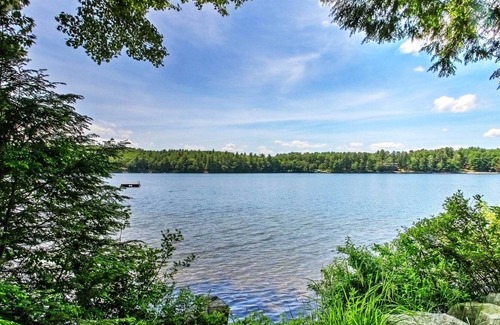 Casco Cottage | Charming Casco Cottage on Lake w/ Private Dock!